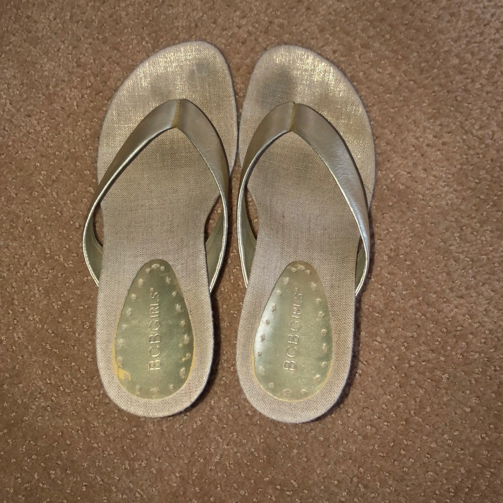 Gold BCBG girls sandals